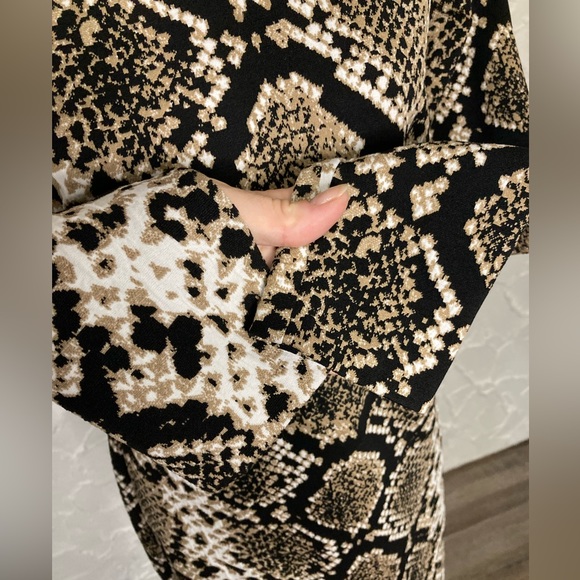 Chic Snake Print Dress - Picture 7 of 14